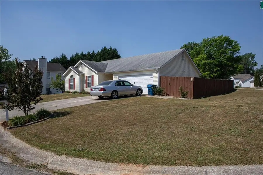 7216 New Dale Road, Rex, GA 30273 - #2