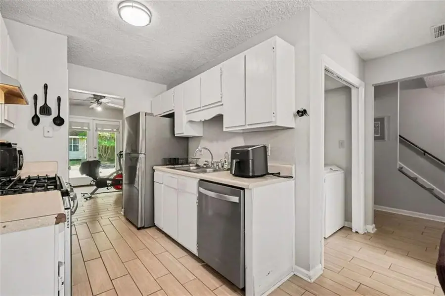 7967 Creekstone Way, Riverdale, GA 30274 - #2