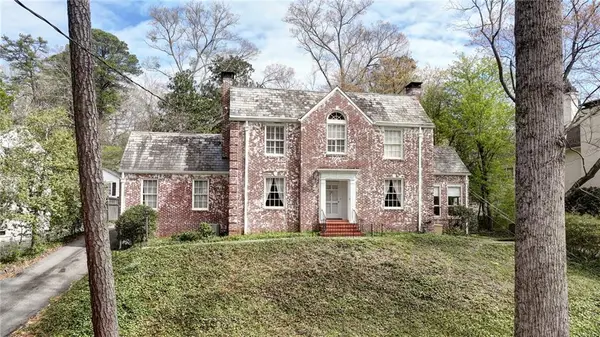 3031 W Pine Valley Road Nw, Atlanta, GA 30305