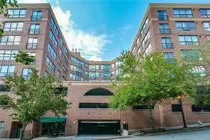 115 W Peachtree Place Nw #707, Atlanta, GA 30313