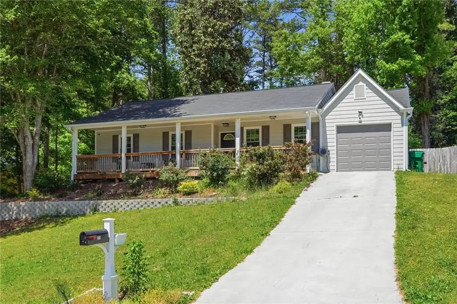 874 Fox Valley Drive, Stone Mountain, GA 30088 - #2