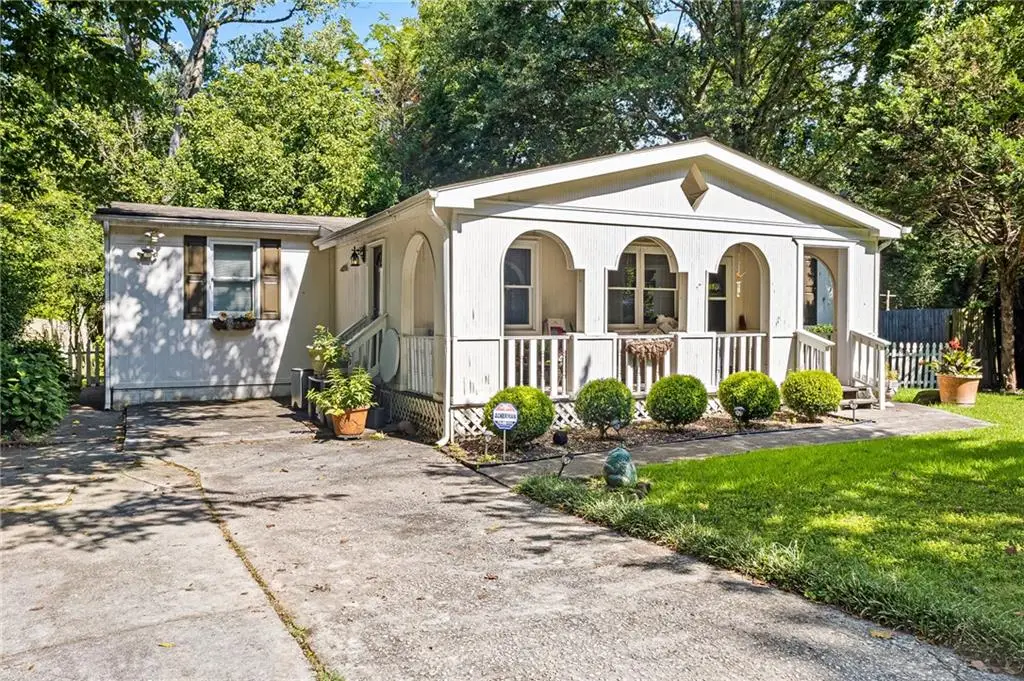 2738 S Bamby Lane Ne, Brookhaven, GA 30319 - #1