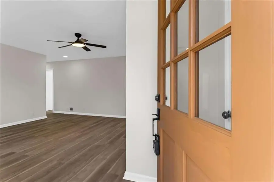 520 Stonewood Drive, Stone Mountain, GA 30087 - #3