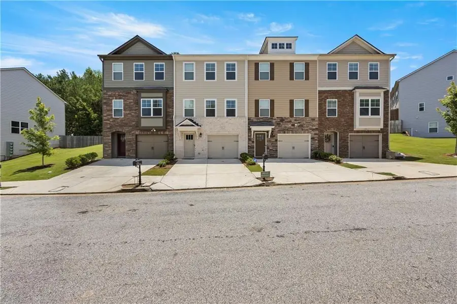 945 Belfry Terrace, Fairburn, GA 30213 - #2