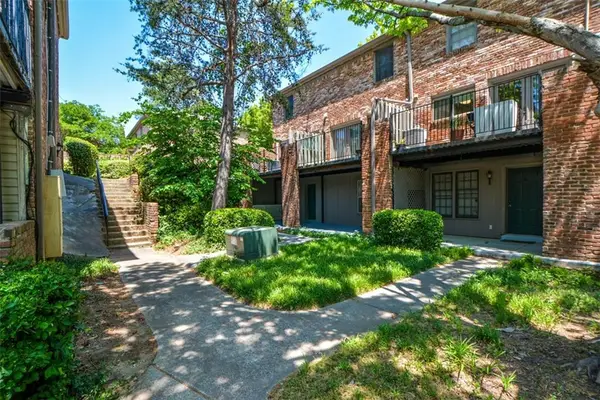 3113 Colonial Way #M, Atlanta, GA 30341