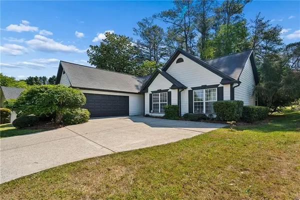 2765 Avalon Meadows Lane, Lawrenceville, GA 30044