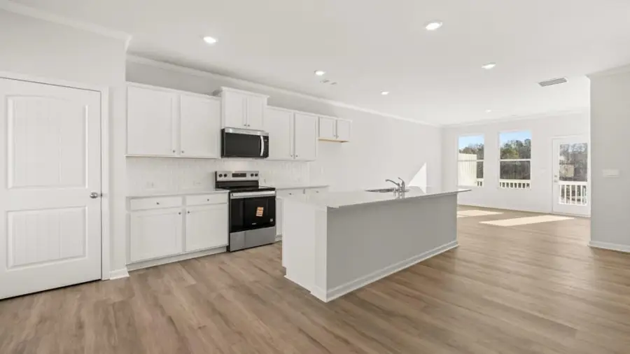 6716 Leigh Street, Flowery Branch, GA 30542 - #3