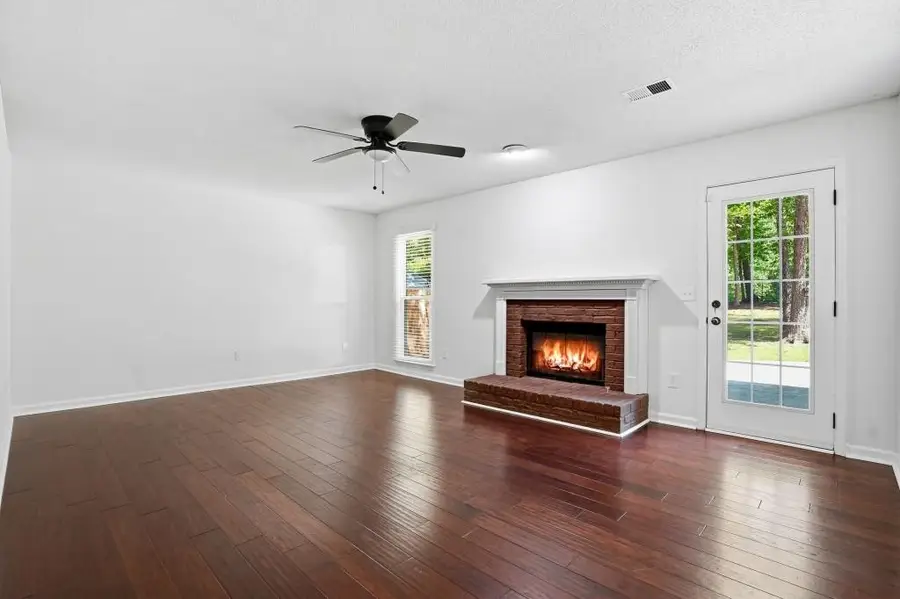 1196 Crestbrook Lane Sw, Mableton, GA 30126 - #3