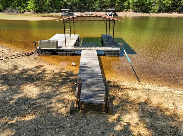 3022 Waterford Drive, Gainesville, GA 30504