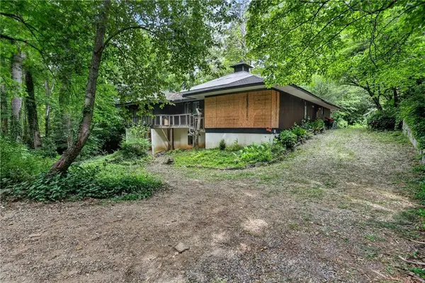 4015 Mcclatchey Circle Ne, Atlanta, GA 30342