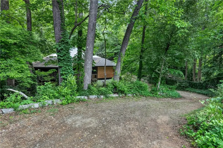 4015 Mcclatchey Circle Ne, Atlanta, GA 30342 - #2