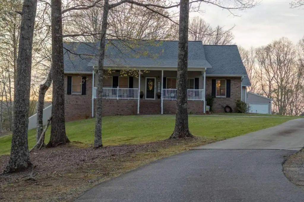 141 Chambers Mountain, Mineral Bluff, GA 30559 - #1