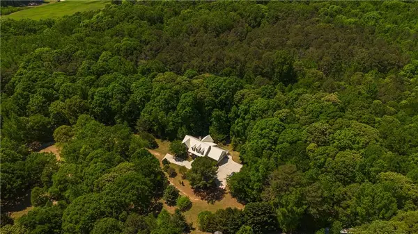 550 Oak Ridge Drive, Oxford, GA 30054