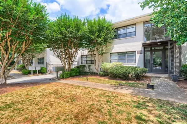 818 Greenwood Avenue Ne #104, Atlanta, GA 30306