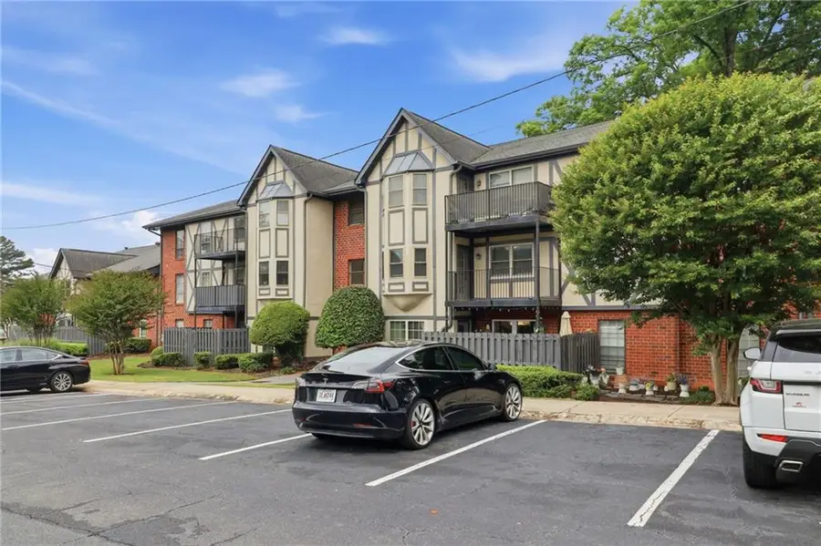 6851 Roswell Road #B13, Atlanta, GA 30328 - #2