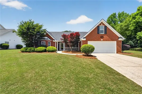 705 Annslee Court, Loganville, GA 30052
