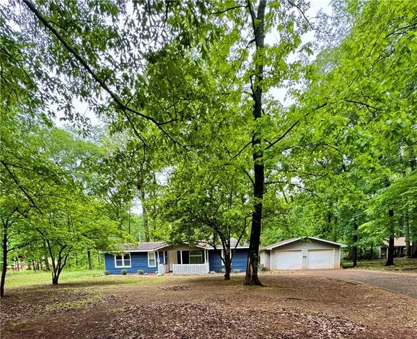 126 Mccready Drive, Dallas, GA 30157