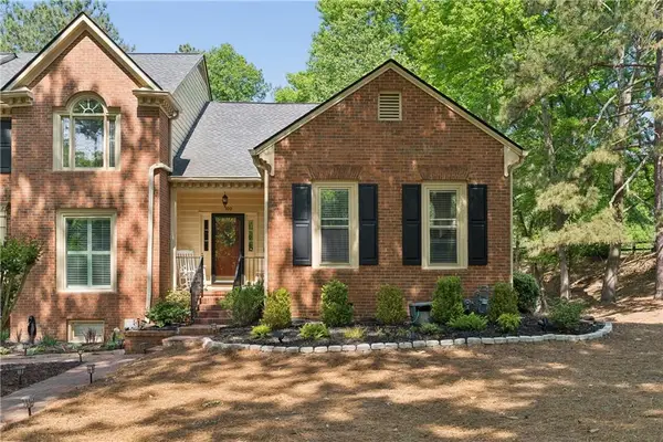 100 Weatherburne Drive, Roswell, GA 30076