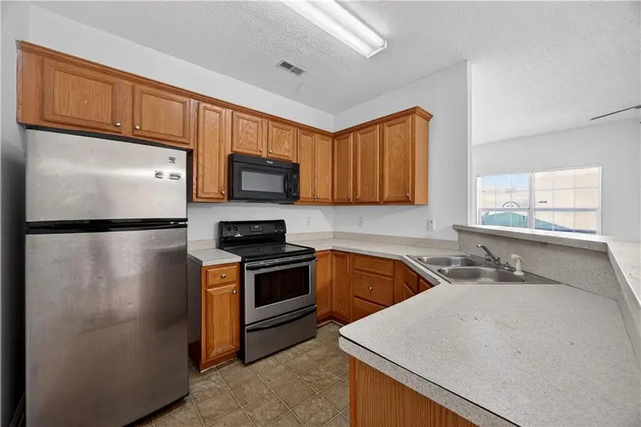 4542 Parkview Square, Atlanta, GA 30349 - #3
