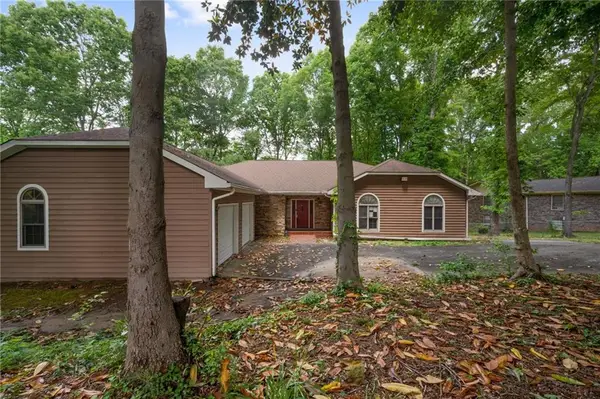 3245 W Anderson Drive, Lithia Springs, GA 30122