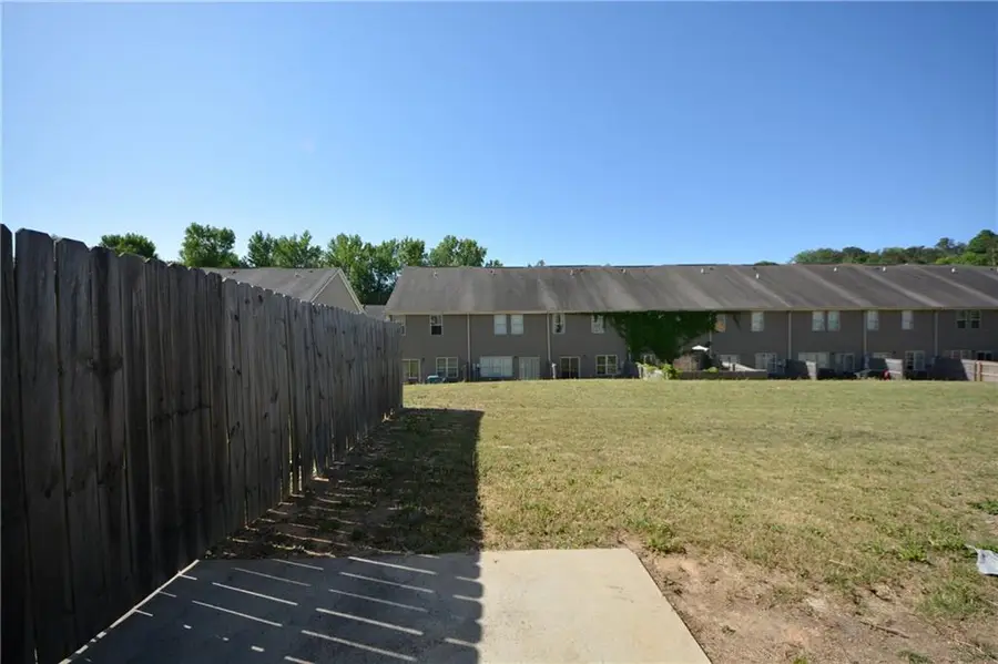 1937 Old Dogwood, Jonesboro, GA 30238 - #3