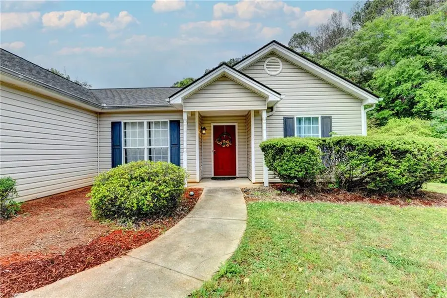 601 Bowling Lane, Winder, GA 30680 - #3
