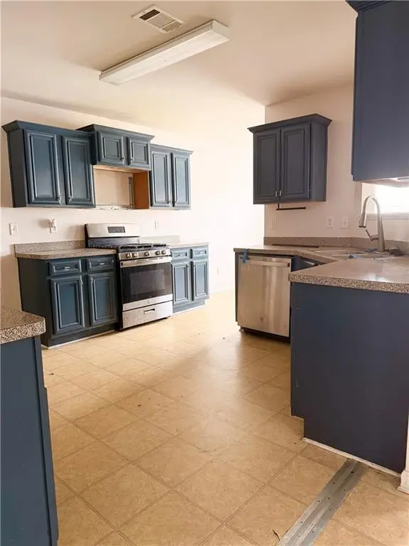 620 Superior Wy, Fairburn, GA 30213 - #3