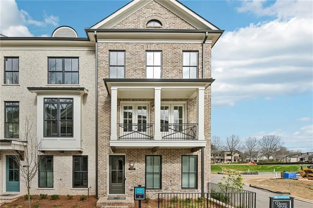 235 Midnight Oak Run #8, Alpharetta, GA 30009 - #1