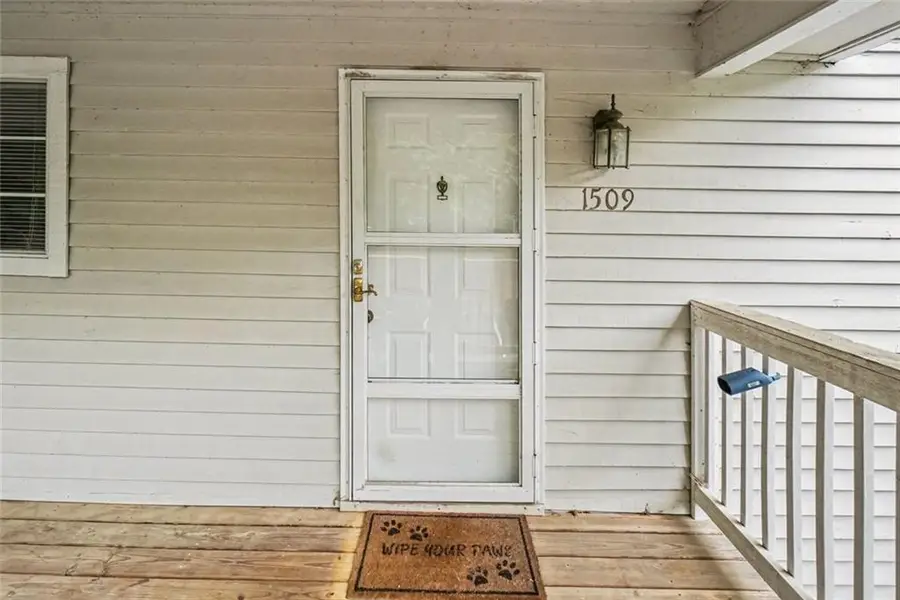 1509 Gettysburg Place, Sandy Springs, GA 30350 - #3