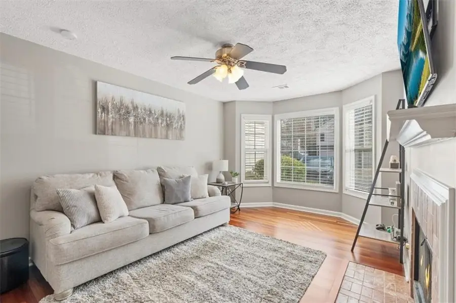 1061 Daventry Crossing, Woodstock, GA 30188 - #3