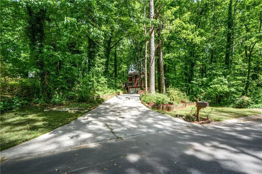 86 Bailey Drive Sw, Lilburn, GA 30047 - #2