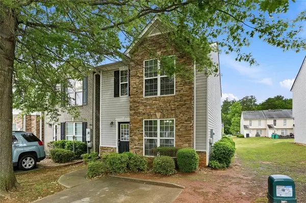 1792 Gold Finch Way, Austell, GA 30168