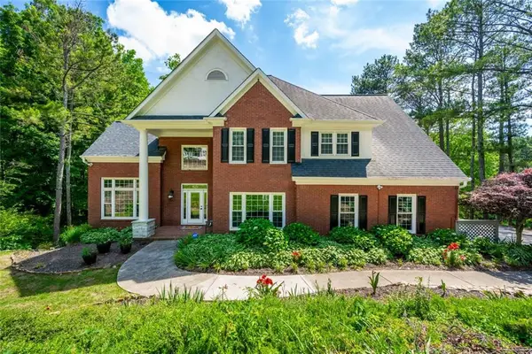 585 Kensington Farms Drive, Milton, GA 30004