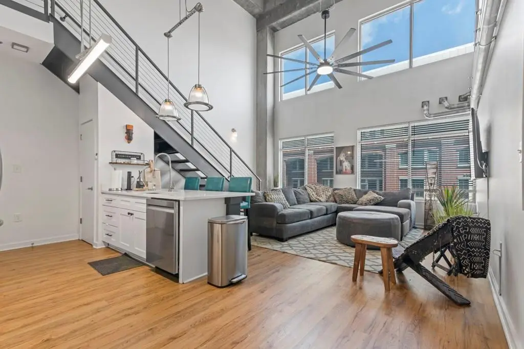 260 18th Street Nw #10320, Atlanta, GA 30363 - #1