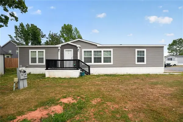 6 Breezewood Drive, Hampton, GA 30228