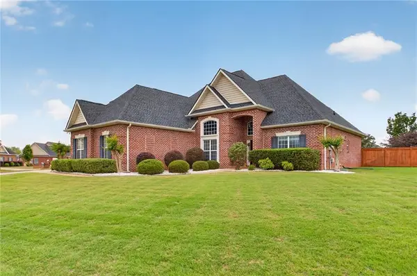 124 Flora Circle, Warner Robins, GA 31088