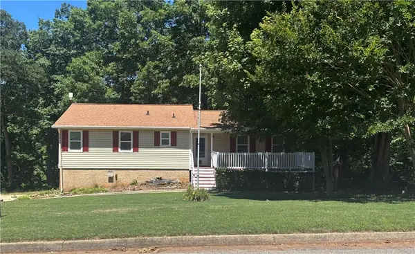 4135 Macduff Drive, Douglasville, GA 30135