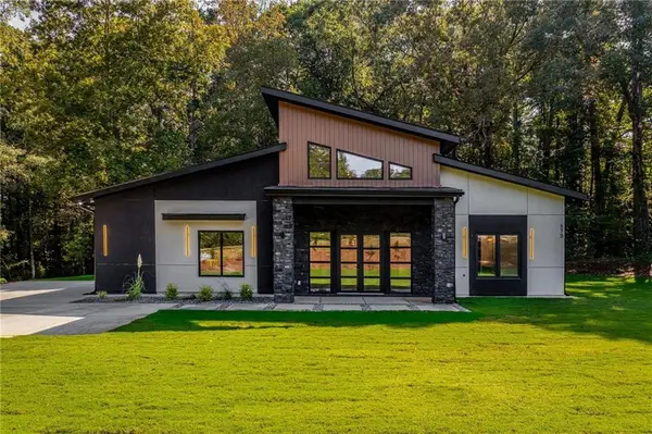 670 Loganville Highway, Winder, GA 30680