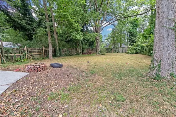 1055 Mayson Turner Road, Atlanta, GA 30314