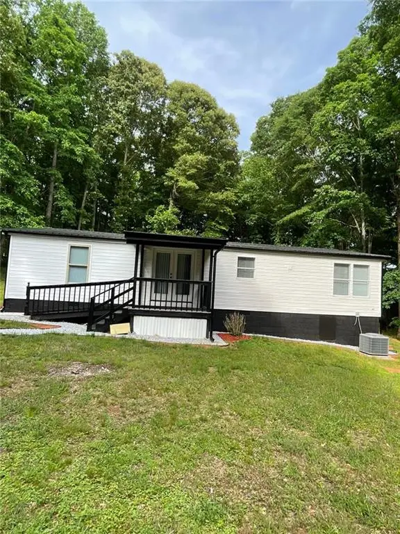 906 Jefferson River Road, Jefferson, GA 30549