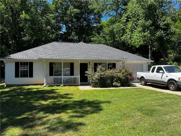 7235 Hummingbird Lane, Winston, GA 30187