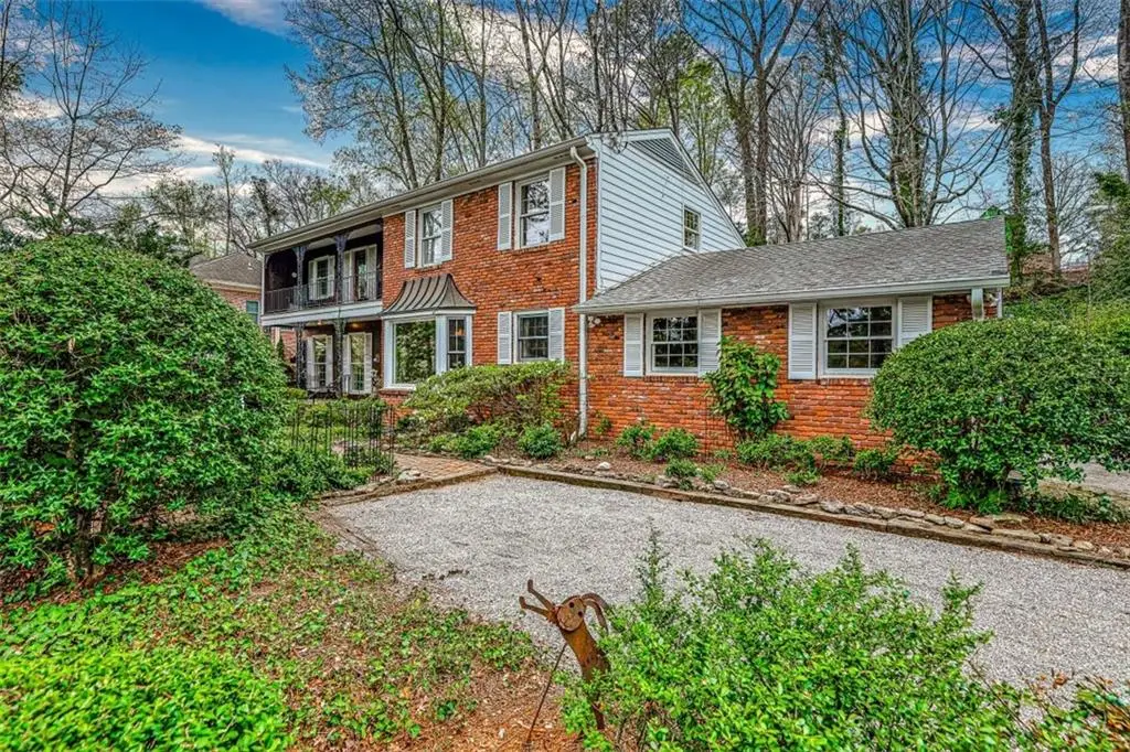 4550 Runnemede Road Nw, Atlanta, GA 30327 - #1