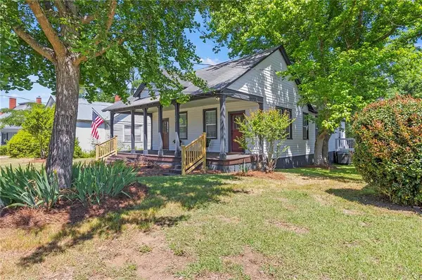 39 N Broad Street, Porterdale, GA 30014