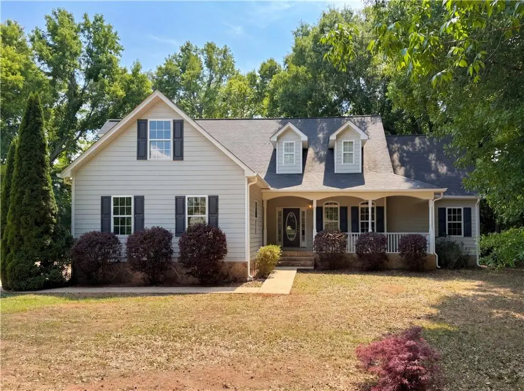 141 Lake Chase Drive S, Griffin, GA 30224 - #1