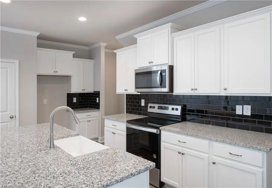 5522 Leyland Drive, Flowery Branch, GA 30542 - #2