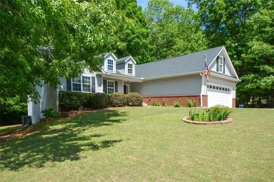 1324 Charleston Avenue, Commerce, GA 30529 - #3