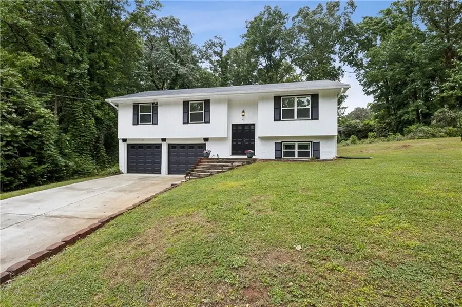 1042 Mountain Woods Court, Stone Mountain, GA 30087 - #2
