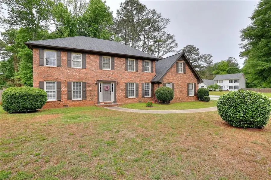 4976 Mystere Circle Sw, Lilburn, GA 30047 - #3