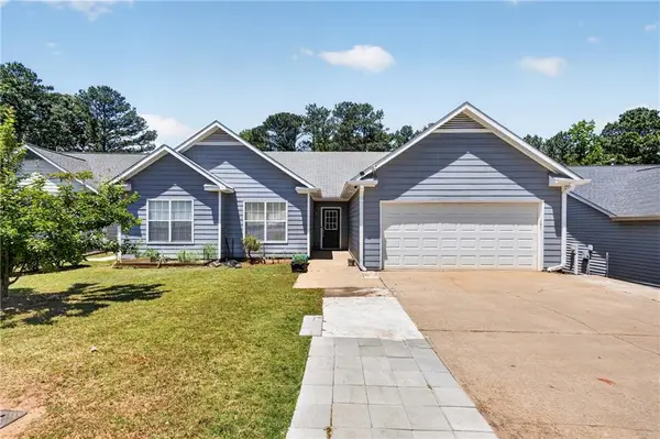 105 Prestwyck Oak Place, Lawrenceville, GA 30043
