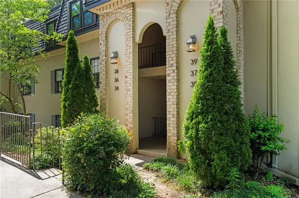 34 Chaumont Square Nw, Atlanta, GA 30327